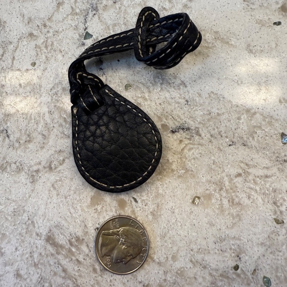Dooney &‎ Bourke Black Leather replacement fob - Picture 4 of 5